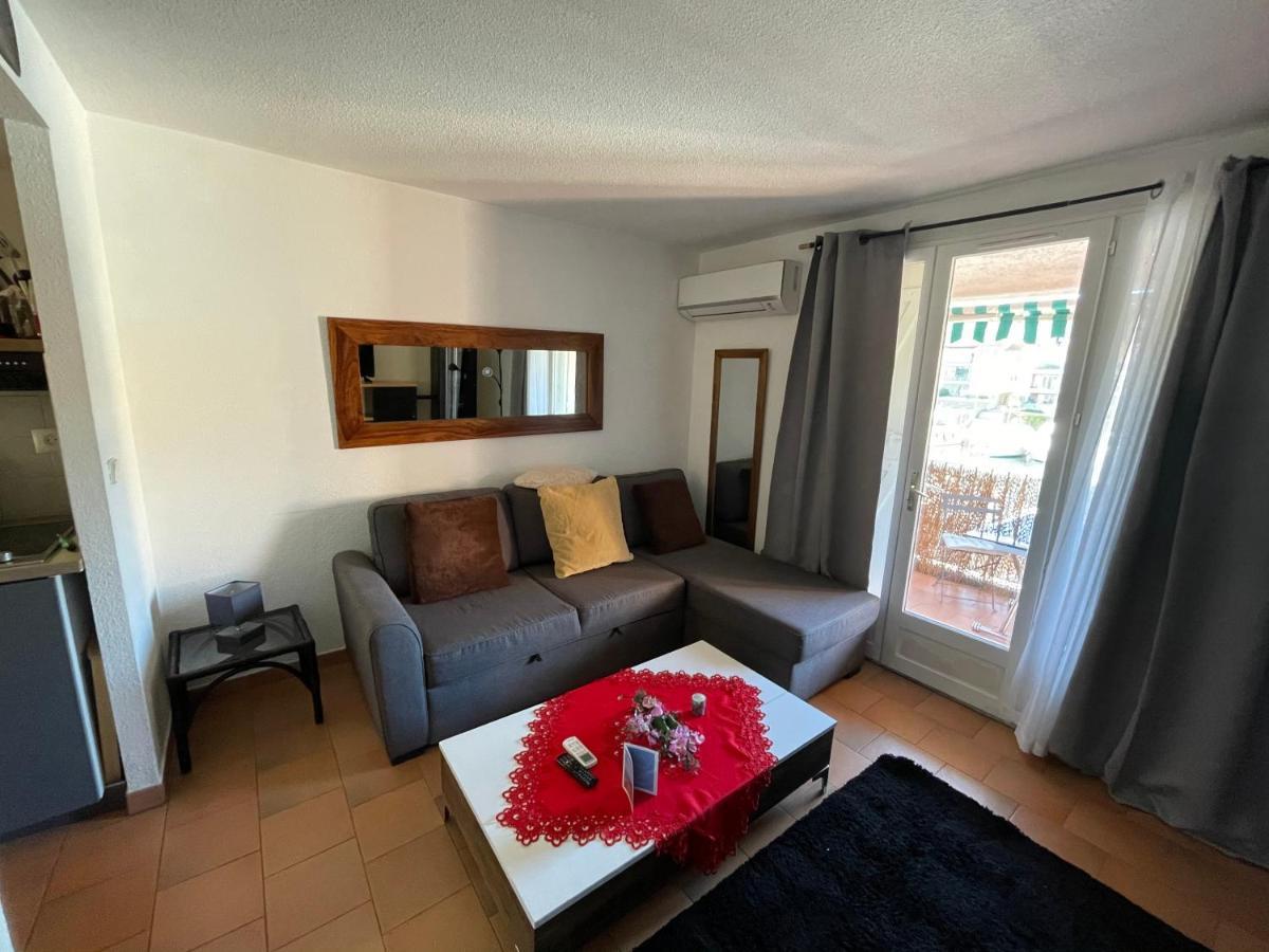 Port Cogolin Vue Bateau Apartment Luaran gambar